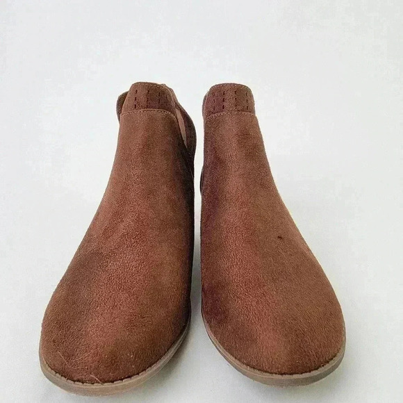 Arizona Julian Block Heel Booties - 9 - Picture 2 of 9